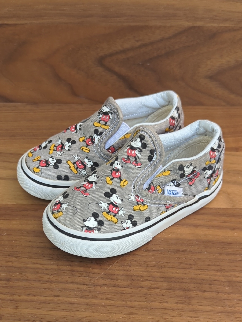 Vans x Disney Kids Classic Slip-On Sneakers Mickey Mouse Print